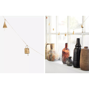 Guirlande med sm klokker. L 1,5 m