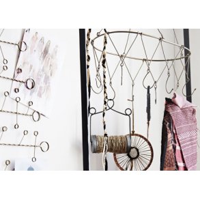 Oval hnger m. 10 kroge. Madam Stoltz