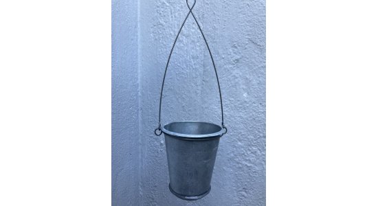 Zink krus med ophng