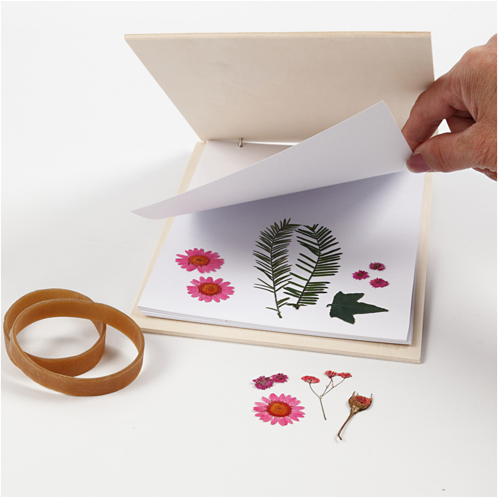 #2 - Blomsterpresser i krydsfiner med papir.