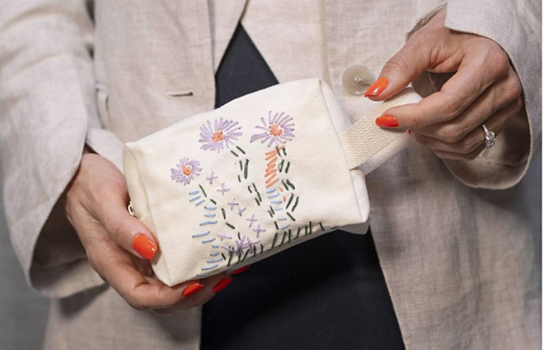 DIY kit Broderi, Kosmetikpung