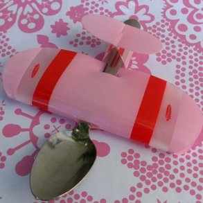 Babyplane spiseske, lyserd