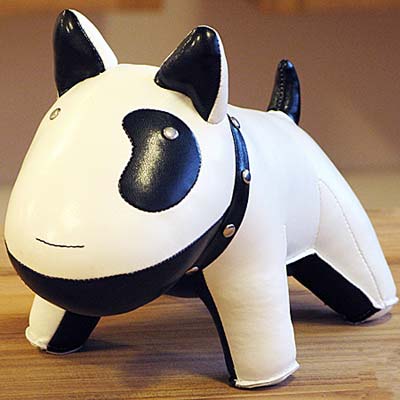 Züny Hvid Hund, bogstøtte, dørstopper, pynt. FRAGTFRI